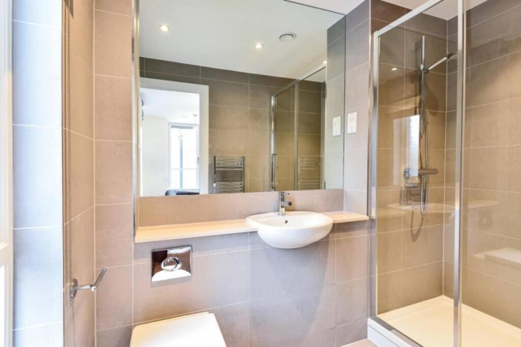 Luxury 2 Bedroom 2 Bathroom Apartment -Borough Market/ London Bridge ภายนอก รูปภาพ